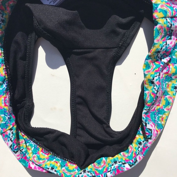 Catalina Bikini Swimsuit Abstract Print Medium - Picture 5 of 10